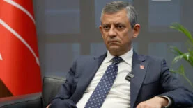 İngiltere Başbakanı Keir Starmer'a Cevap: Özgür Özel Fransız Medyasına Konuştu