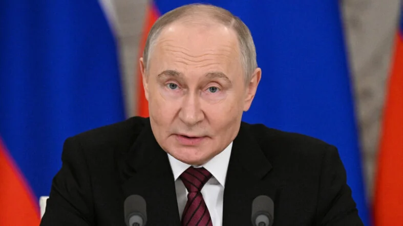 Putin'den Ukrayna müzakereleri için İstanbul açıklaması